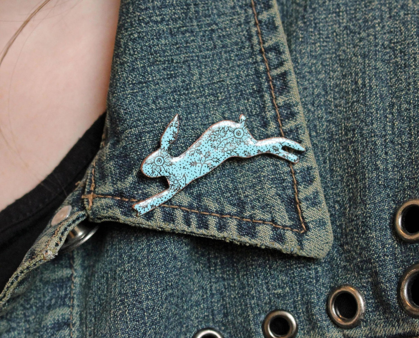 Hare enamel brooch. - Katie Johnston Jewellery