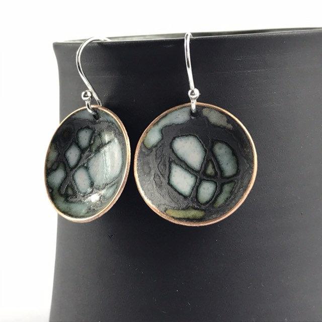 Sgraffito enamel circular earrings. - Katie Johnston Jewellery